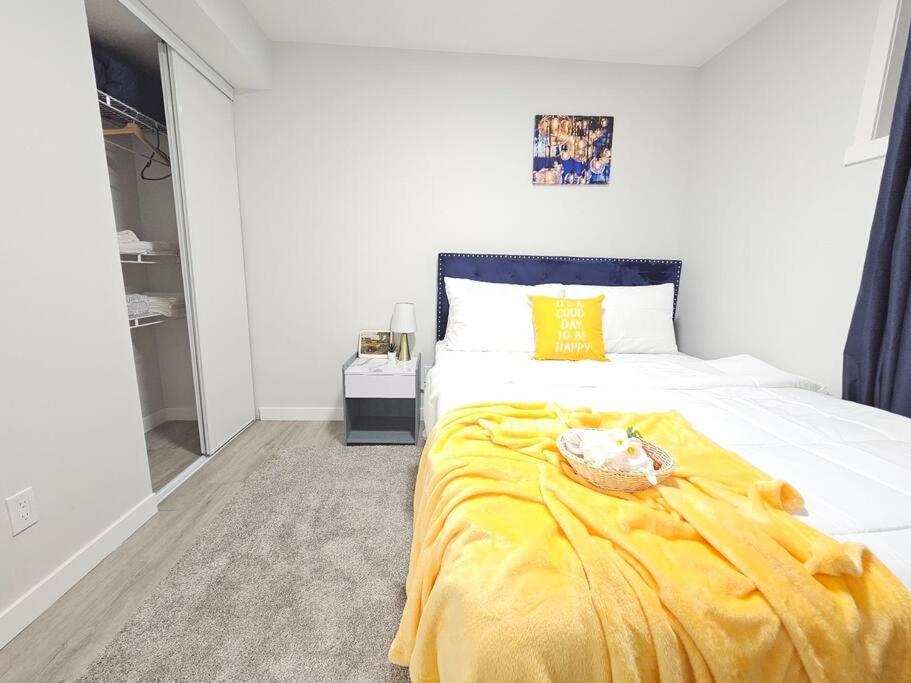 Cozy Suites In Calgary Area Balzac ภายนอก รูปภาพ