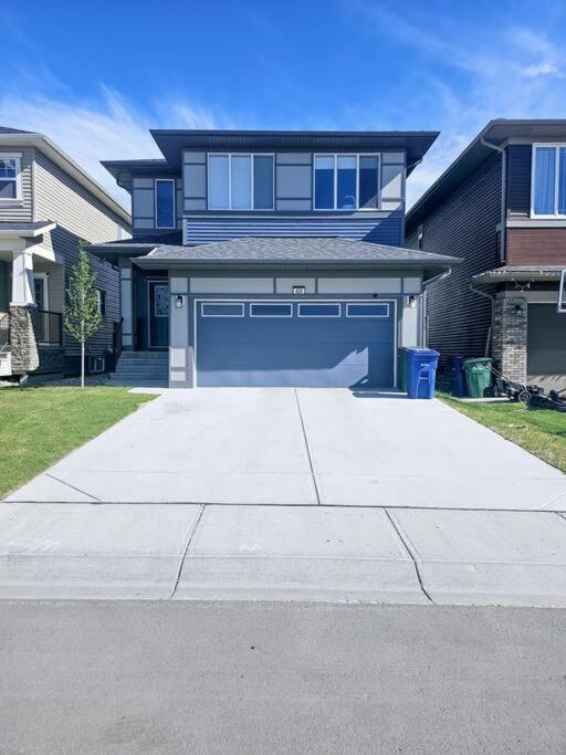 Cozy Suites In Calgary Area Balzac ภายนอก รูปภาพ