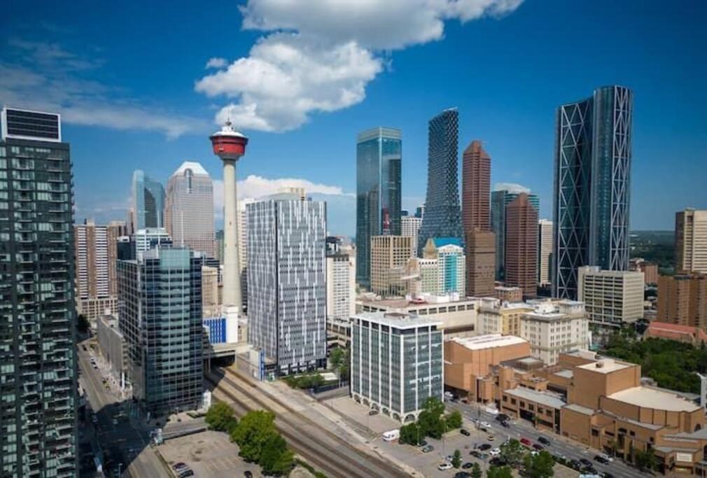 Cozy Suites In Calgary Area Balzac ภายนอก รูปภาพ